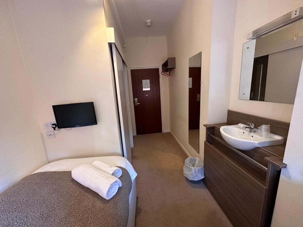 Pine Lodge Hotel & Restaurant Μάνσφιλντ Εξωτερικό φωτογραφία