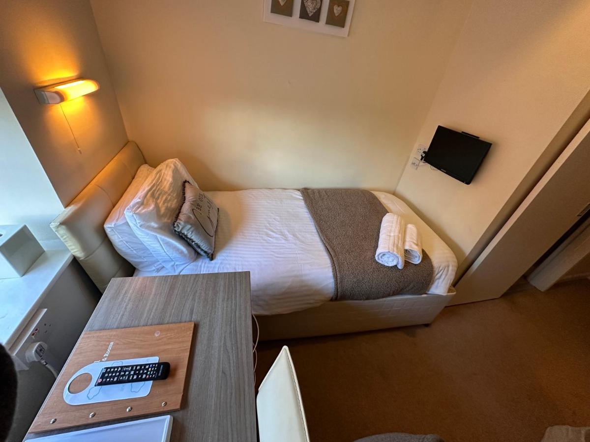 Pine Lodge Hotel & Restaurant Μάνσφιλντ Εξωτερικό φωτογραφία