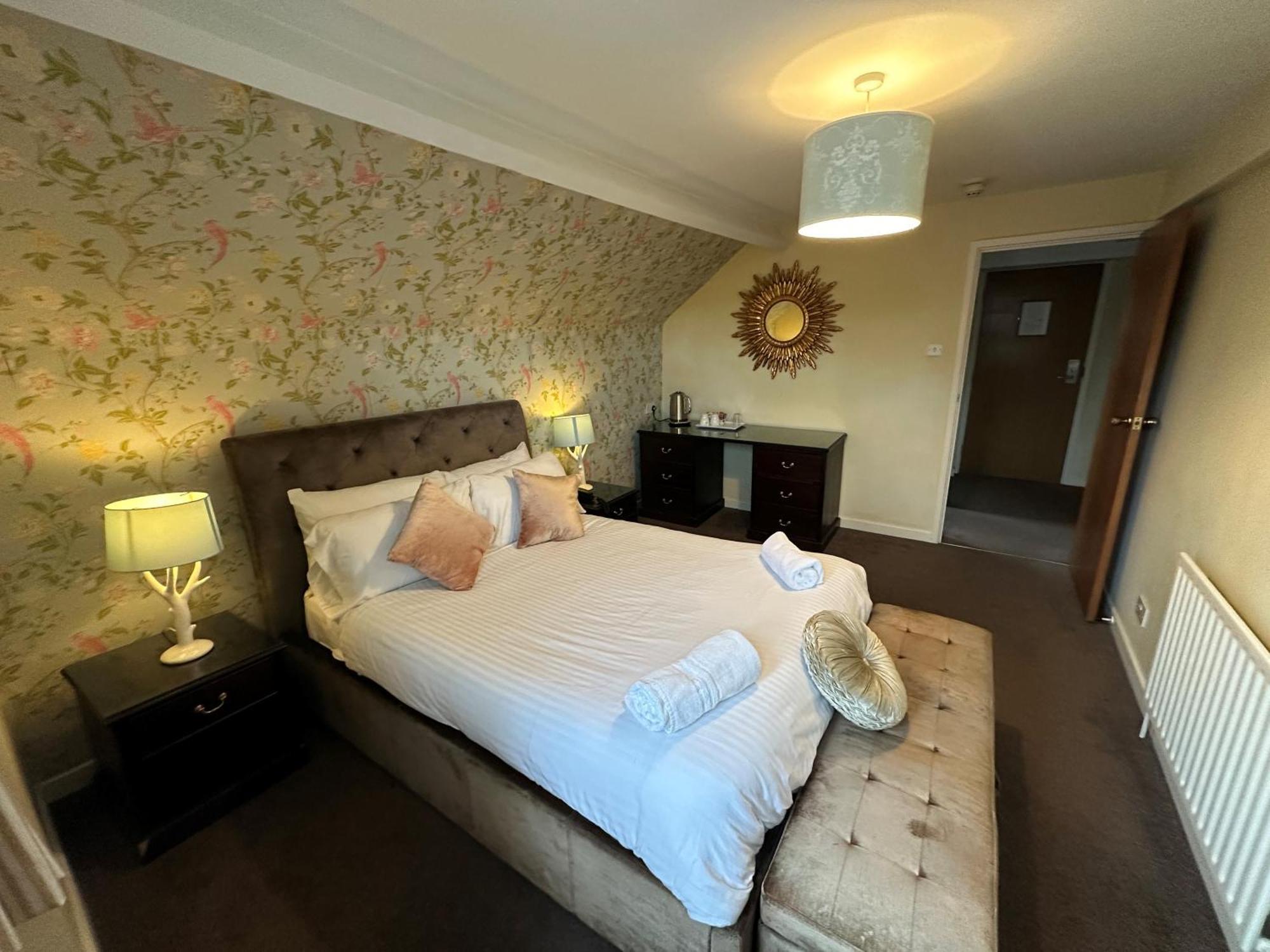 Pine Lodge Hotel & Restaurant Μάνσφιλντ Εξωτερικό φωτογραφία